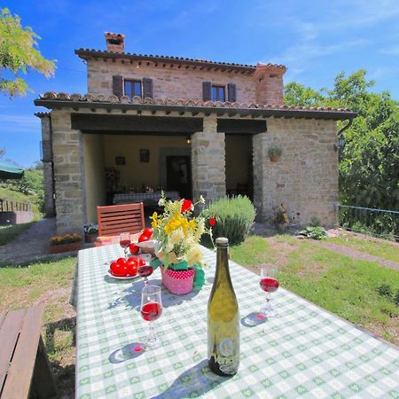 Villa Farmhouse In Apecchio With Swimming Pool Terrace Garden Extérieur photo