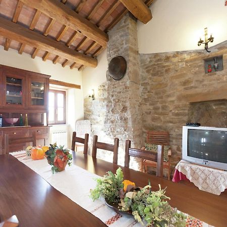 Villa Farmhouse In Apecchio With Swimming Pool Terrace Garden Extérieur photo