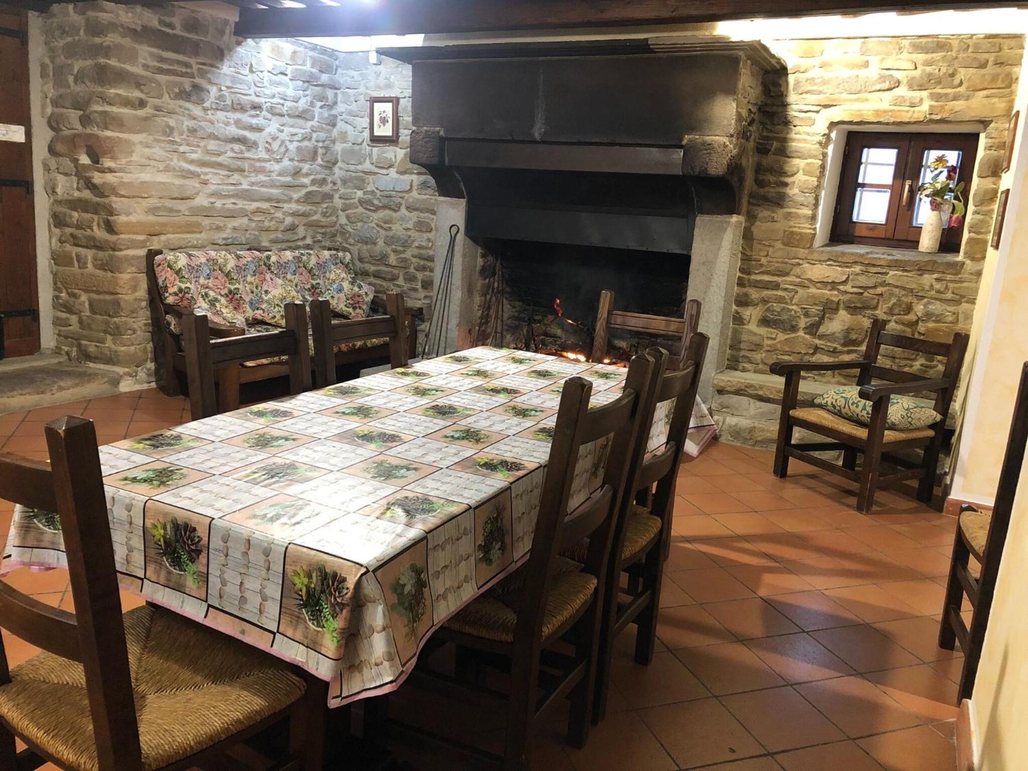 Villa Farmhouse In Apecchio With Swimming Pool Terrace Garden Extérieur photo