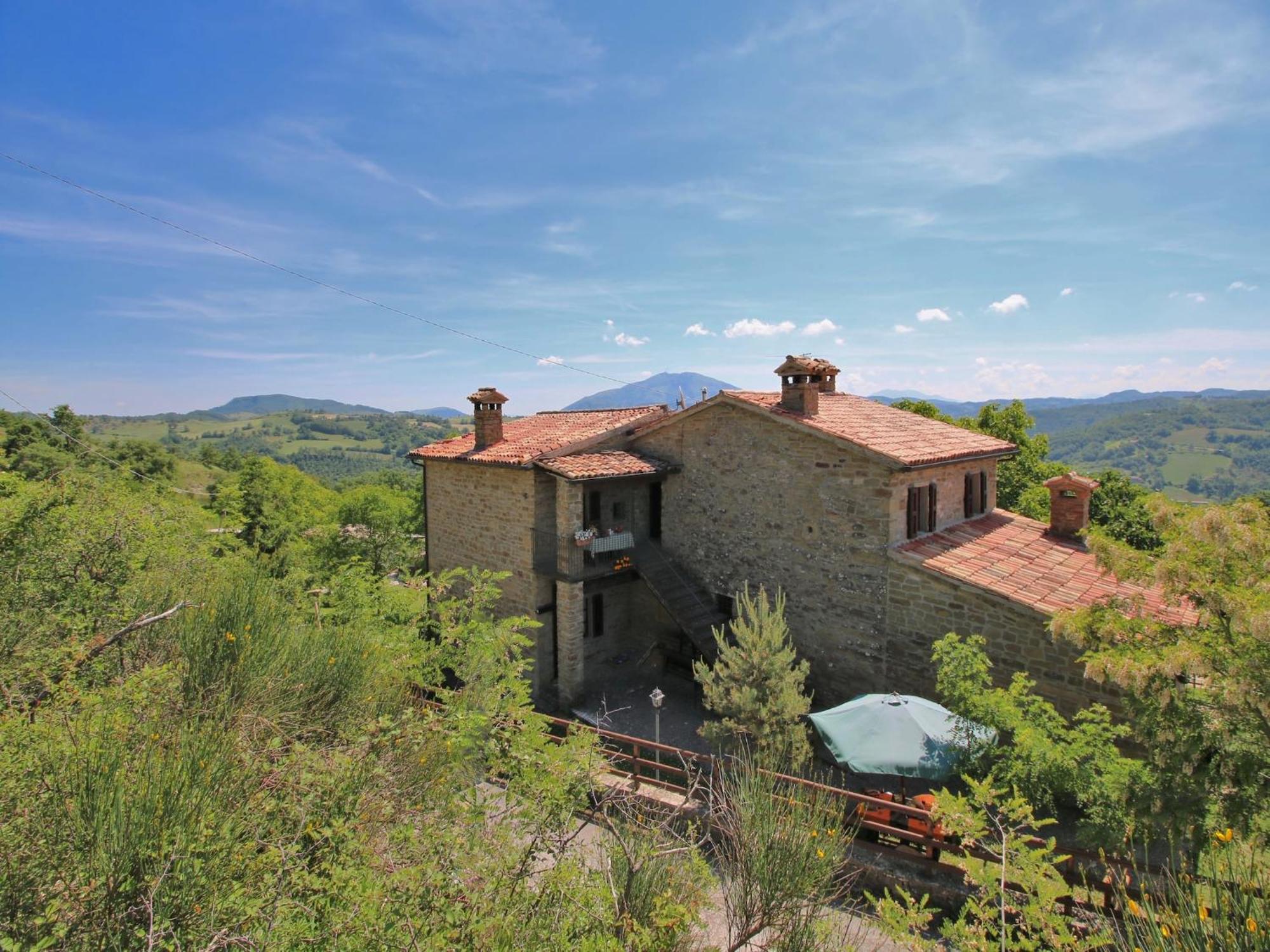 Villa Farmhouse In Apecchio With Swimming Pool Terrace Garden Extérieur photo